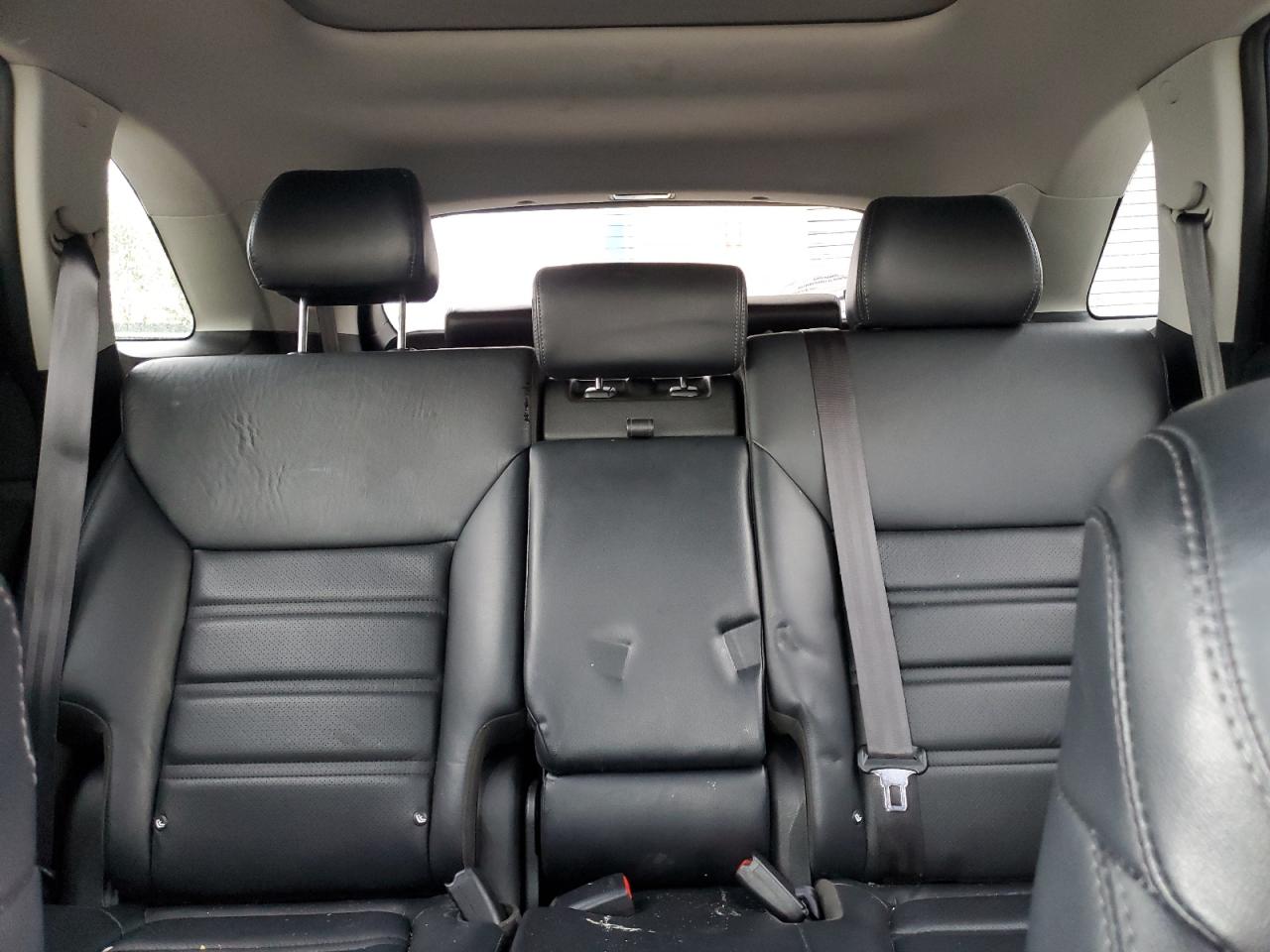 2020 KIA Sorento VIN 5XYPHDA50LG676519 Copart auction photo, front end / minor dent/scratches damage thumbnail 10