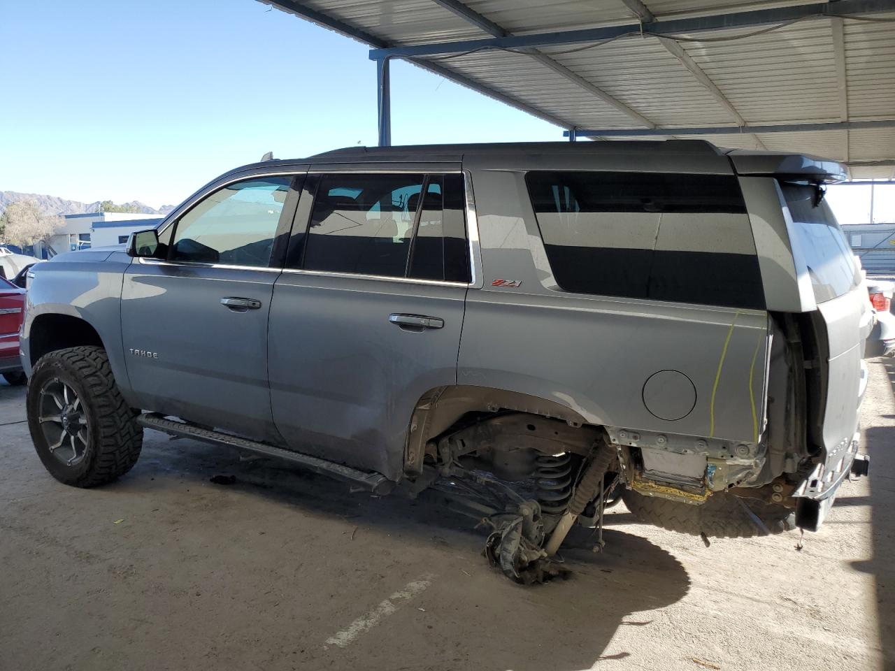 2019 Chevrolet Tahoe VIN 1GNSKBKC6KR125208 Copart auction photo, rear end / minor dent/scratches damage thumbnail 2