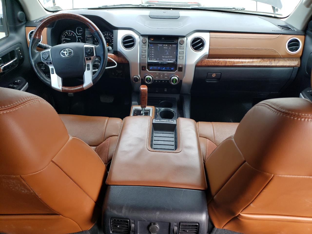 2018 Toyota Tundra VIN 5TFAW5F14JX741292 Copart auction photo, front end / hail damage thumbnail 8