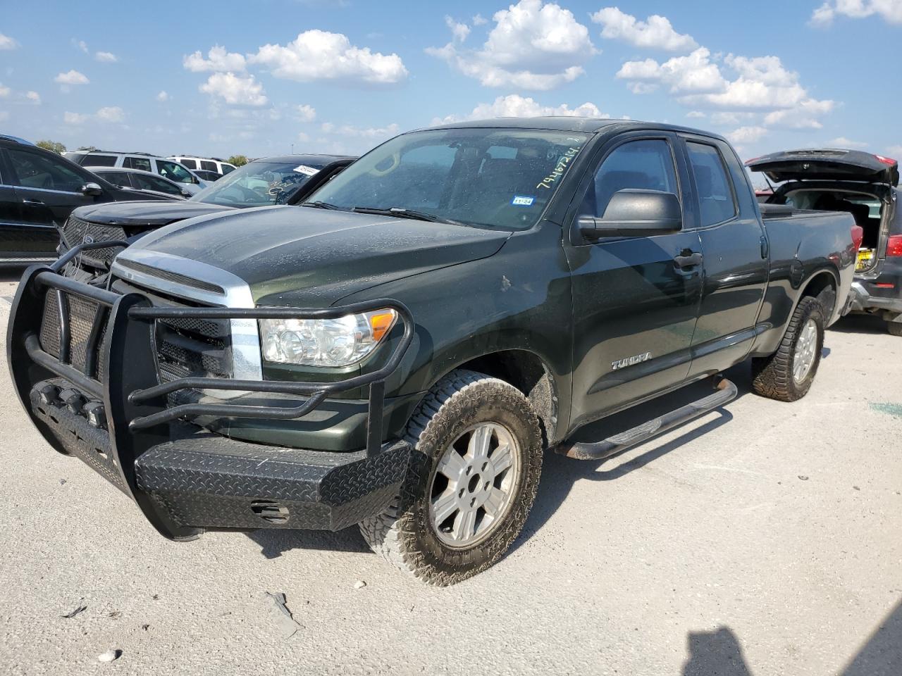 2010 Toyota Tundra VIN 5TFRM5F15AX011612