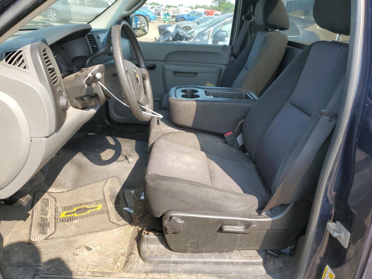 2010 Chevrolet Silverado VIN 1GCPCPEX0AZ216481 Copart auction photo, side damage thumbnail 7