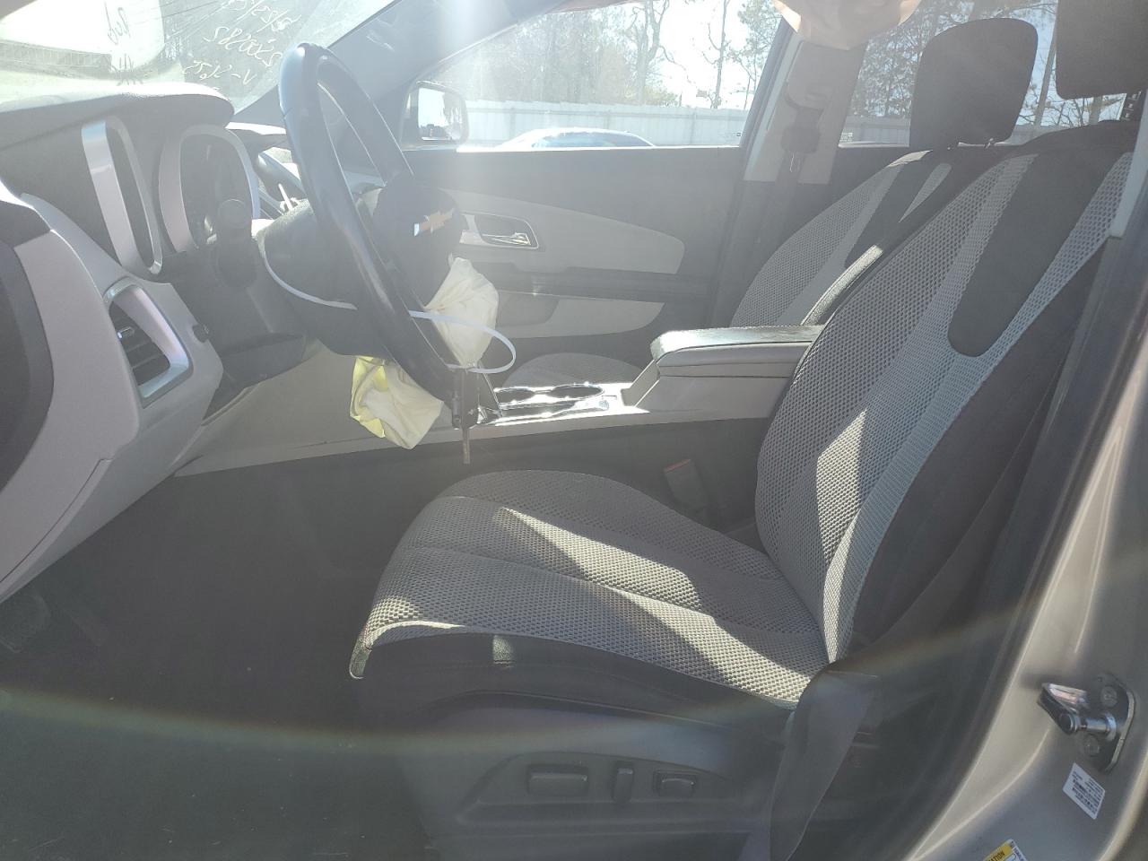 2015 Chevrolet Equinox VIN 1GNALBEK3FZ145675 Copart auction photo, front end damage thumbnail 7