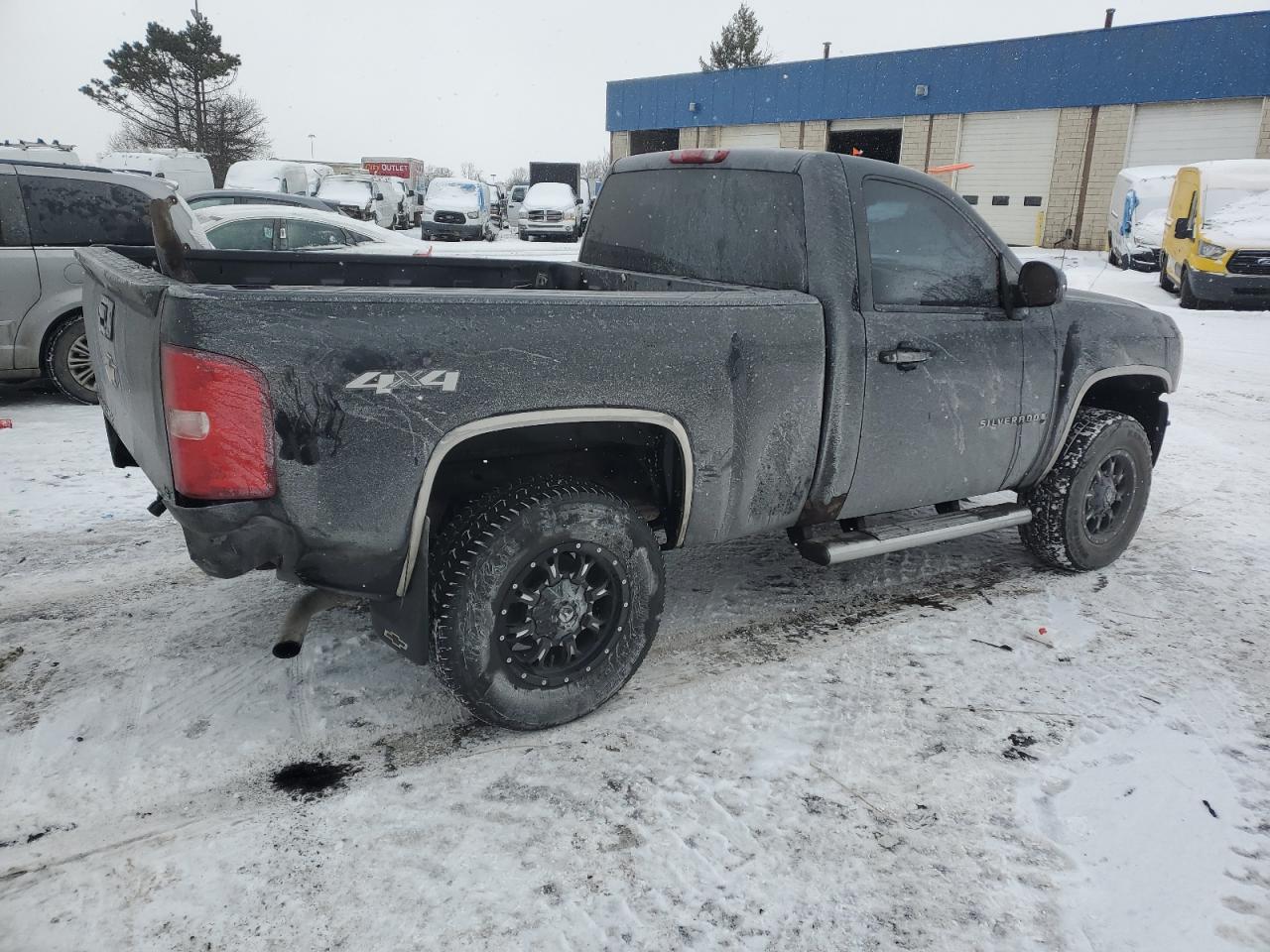 2009 Chevrolet Silverado VIN 1GCEK14C09Z132632 Copart auction photo, all over damage thumbnail 3