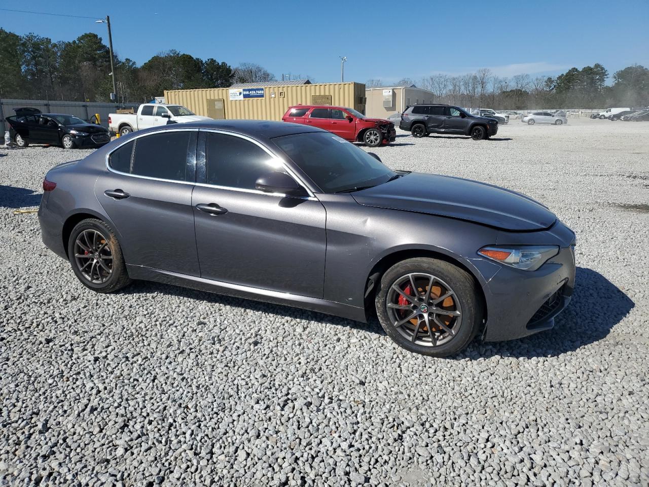 2018 Alfa Romeo Giulia VIN ZARFAEDN4J7572553 Copart auction photo, front end / minor dent/scratches damage thumbnail 4