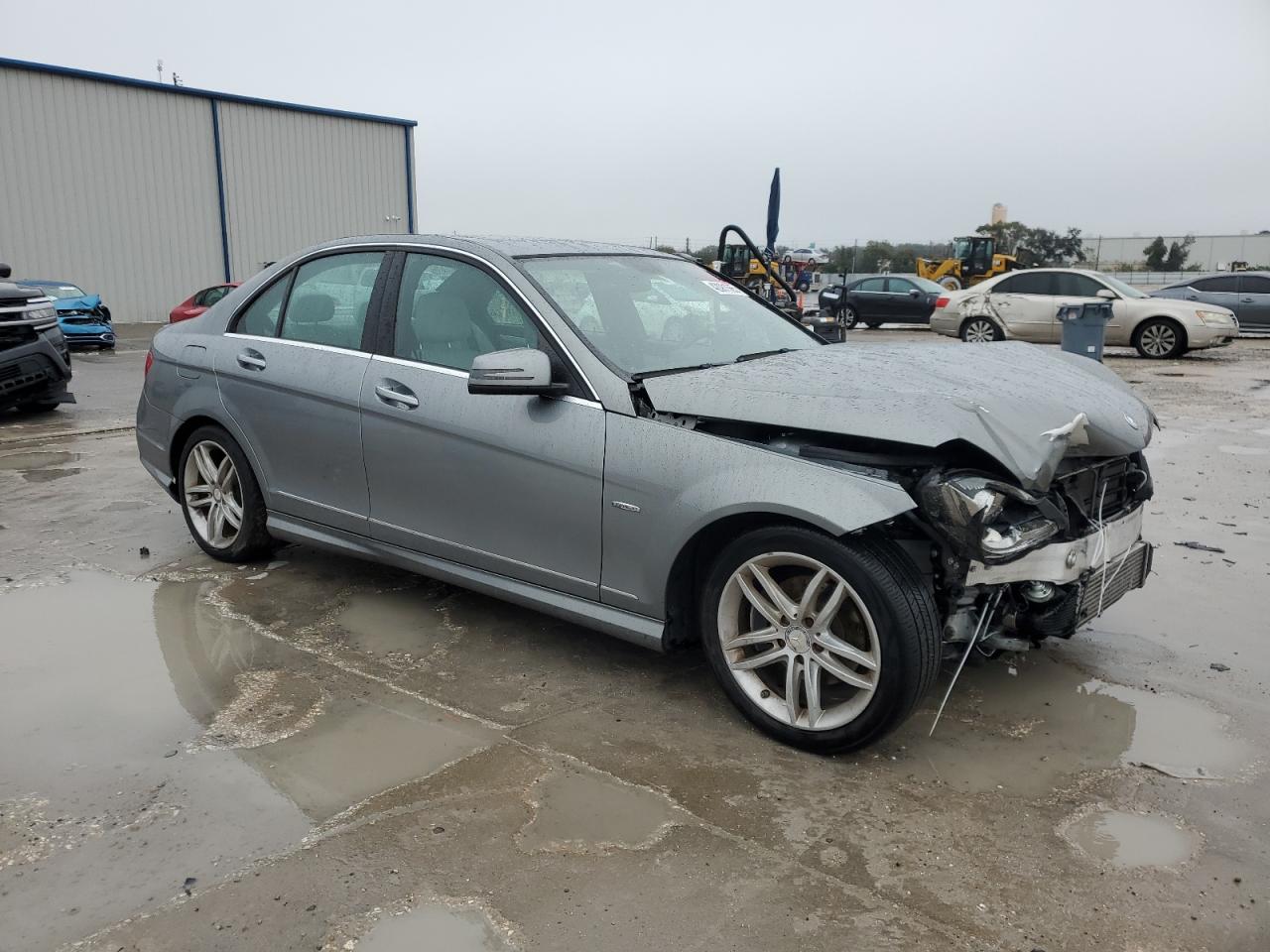 2012 Mercedes-Benz C-klasse VIN WDDGF4HB5CA608983 Copart auction photo, front end damage thumbnail 4