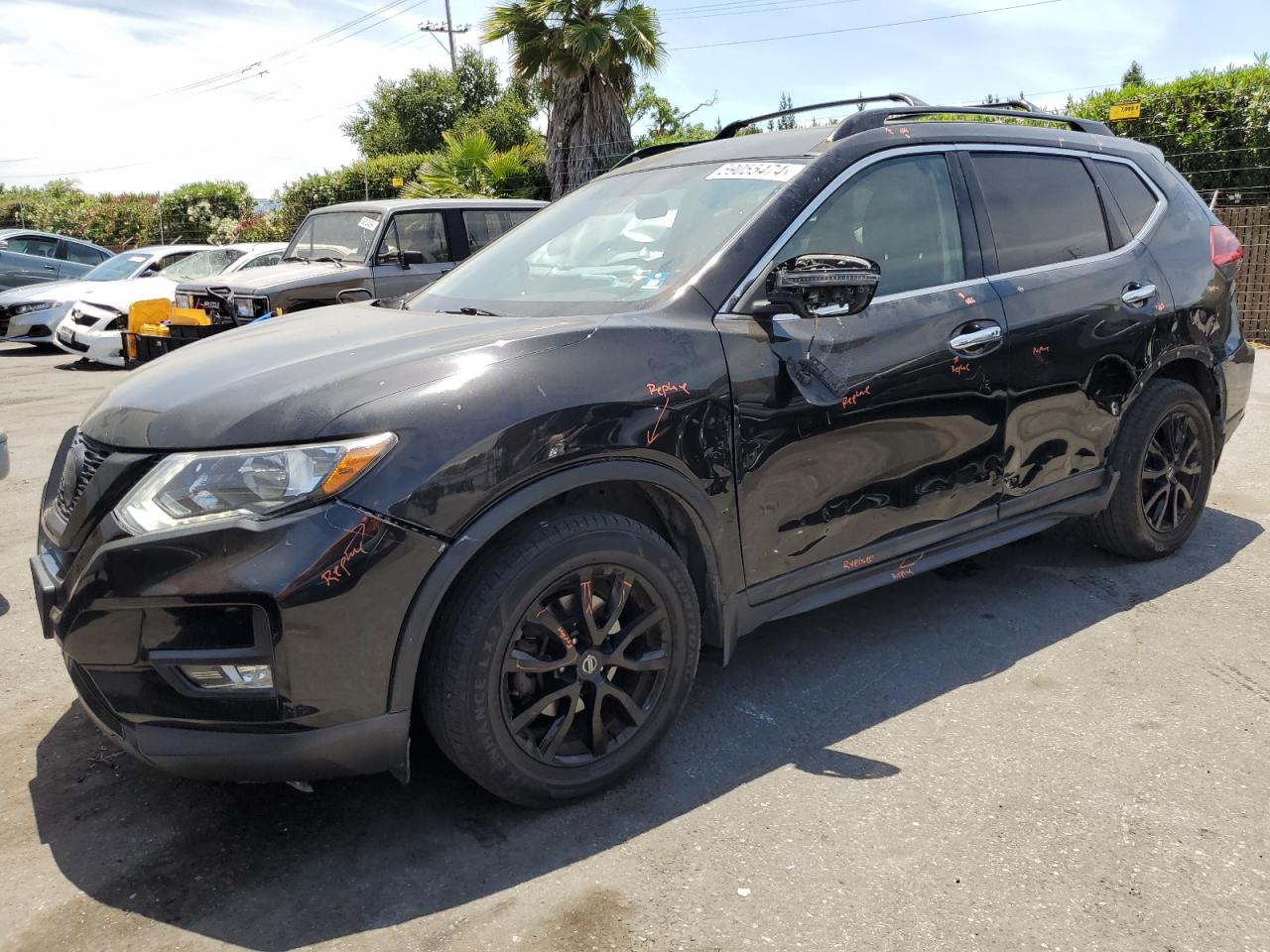 2018 Nissan Rogue VIN 5N1AT2MT6JC762336