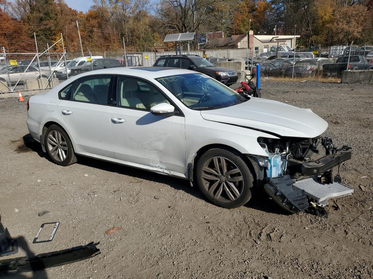 2019 Volkswagen Passat VIN 1VWLA7A34KC011951 Copart auction photo, front end / minor dent/scratches damage thumbnail 4