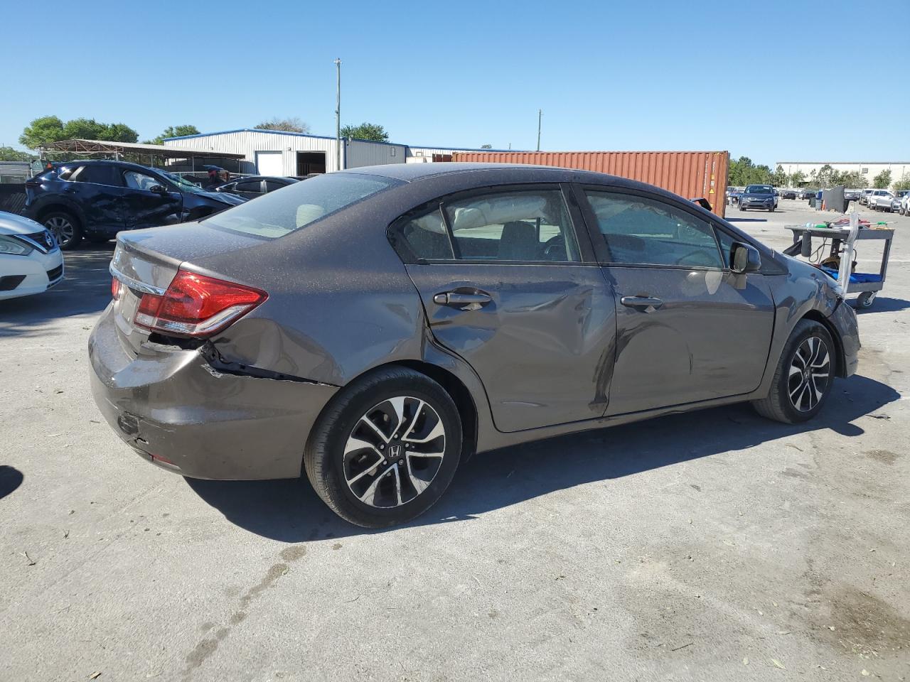 2013 Honda Civic VIN 19XFB2F89DE207030 Copart auction photo, all over damage thumbnail 3
