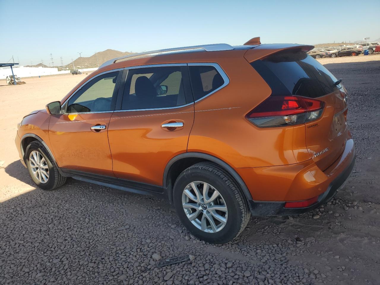 2020 Nissan Rogue VIN JN8AT2MTXLW012058 Copart auction photo, minor dent/scratches damage thumbnail 2