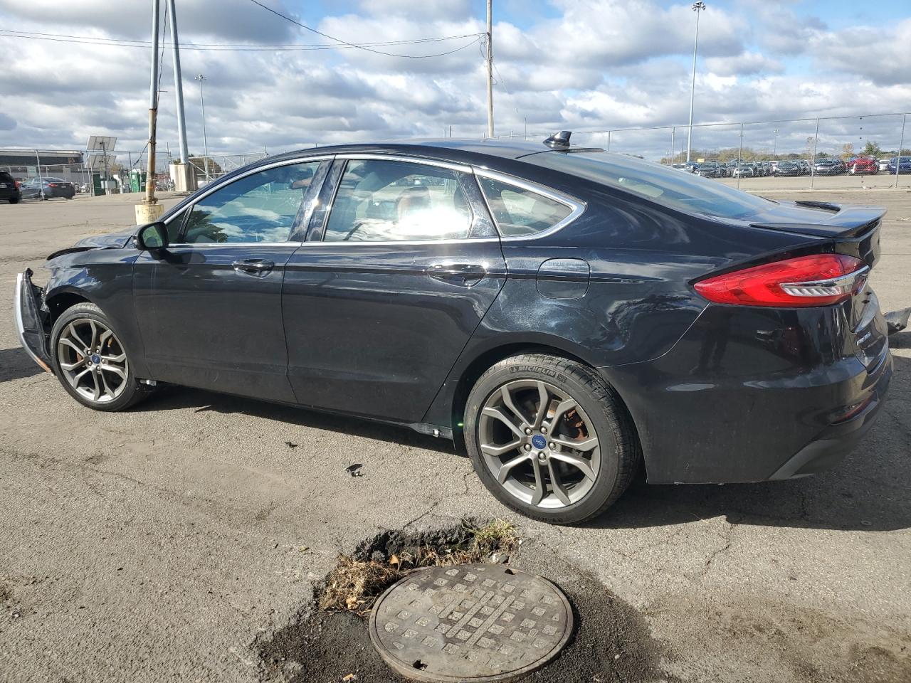 2020 Ford Fusion VIN 3FA6P0RU7LR123445 Copart auction photo, front end damage thumbnail 2