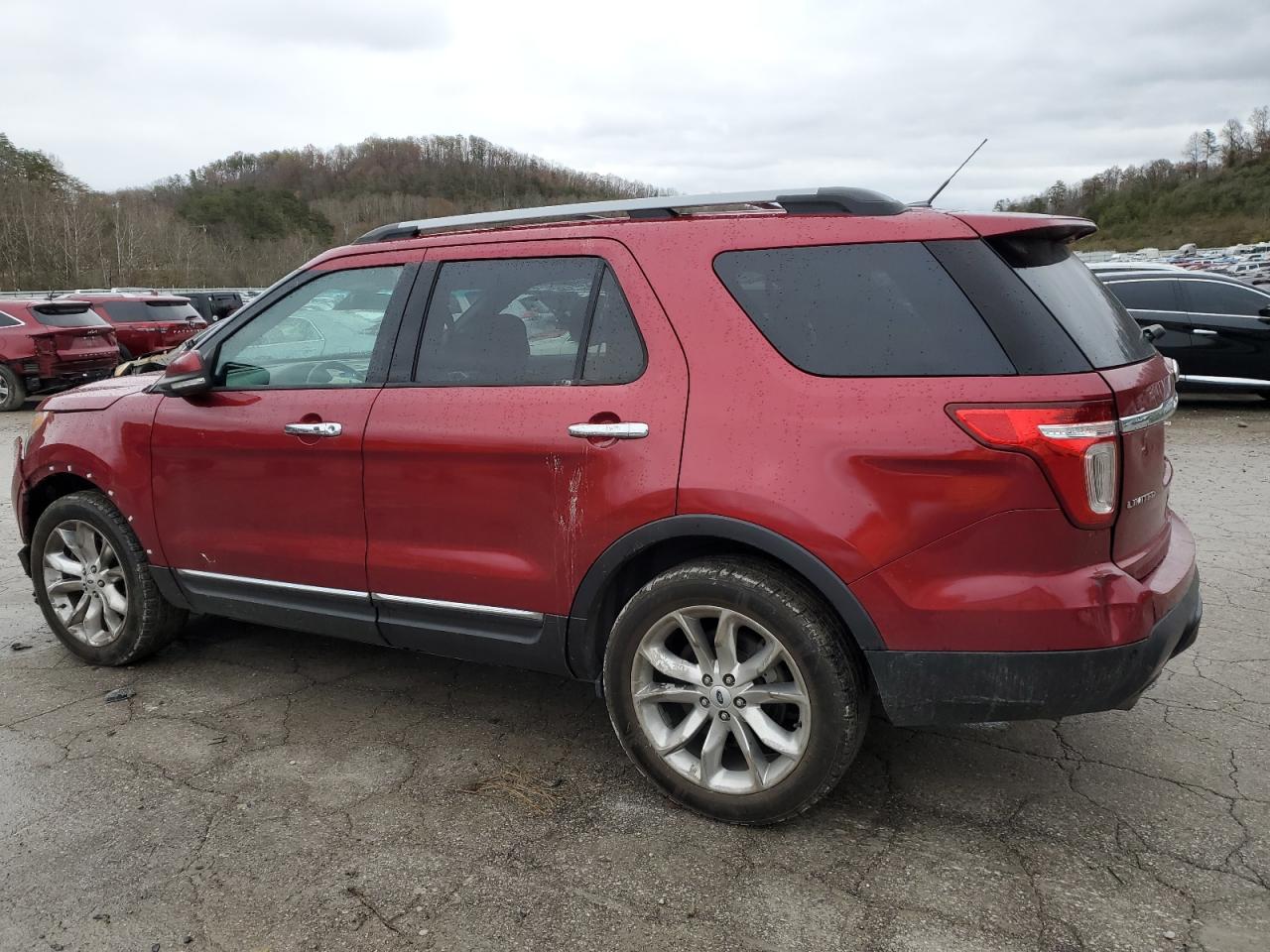 2015 Ford Explorer VIN 1FM5K8F82FGB23306 Copart auction photo, front end / rear end damage thumbnail 2