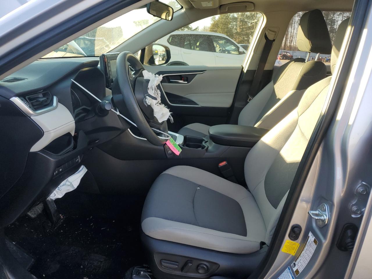 2019 Toyota RAV 4 VIN JTMP1RFV2KD504404 Copart auction photo, front end damage thumbnail 7