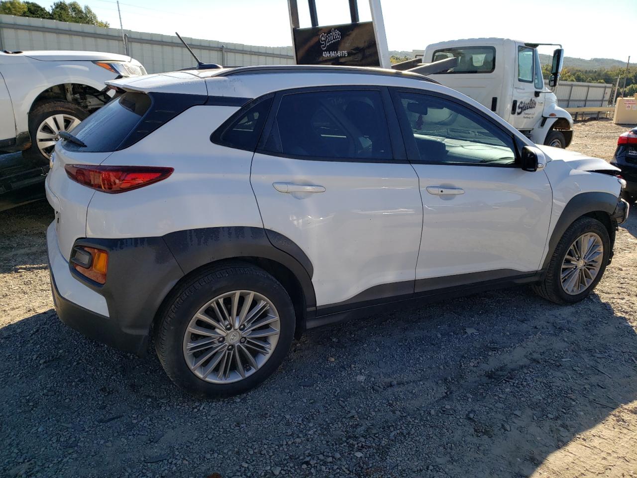 2019 Hyundai Kona VIN KM8K22AA4KU384698 Copart auction photo, front end / minor dent/scratches damage thumbnail 3