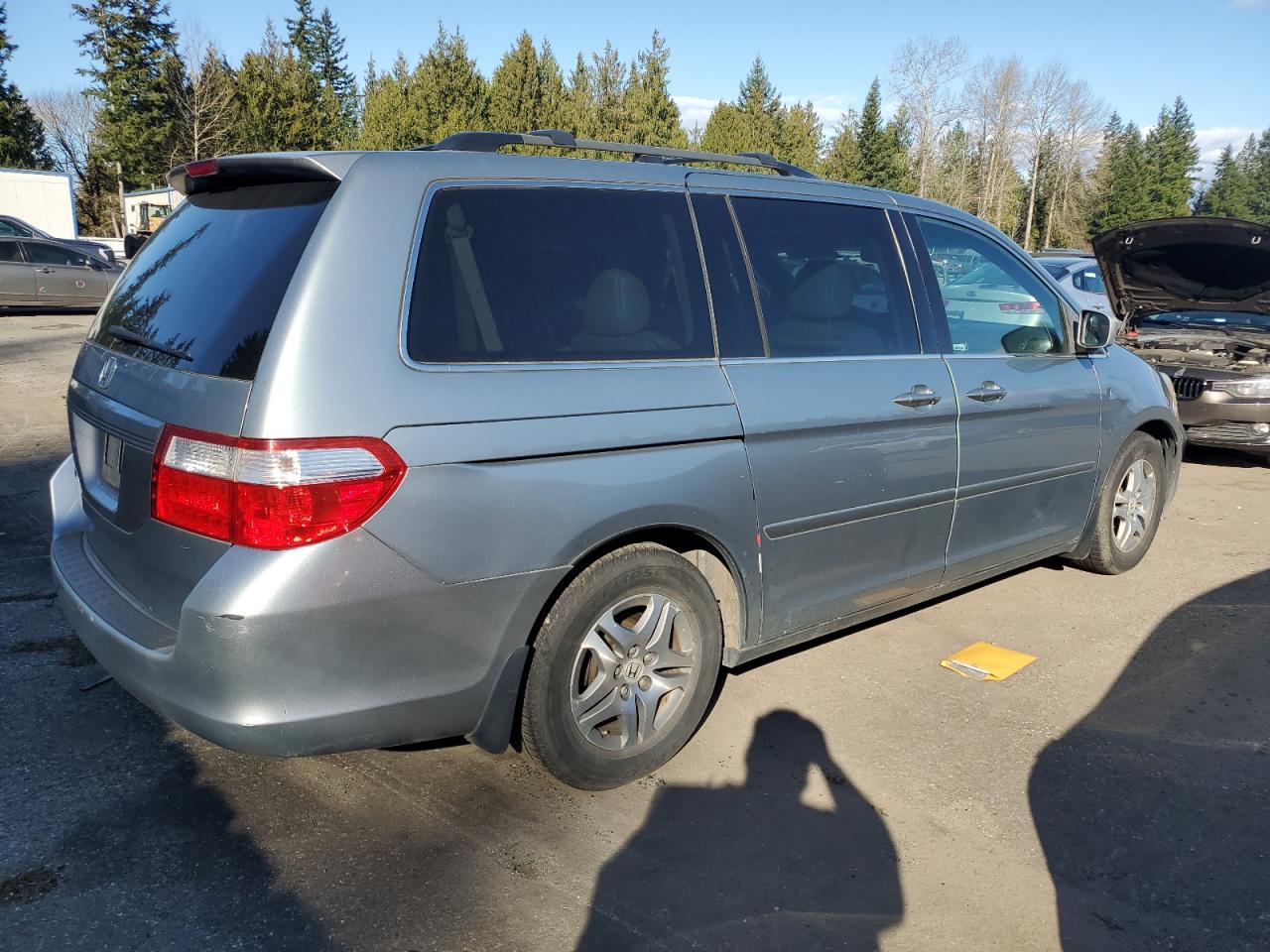 2007 Honda Odyssey VIN 5FNRL38737B018103 Copart auction photo, minor dent/scratches damage thumbnail 3