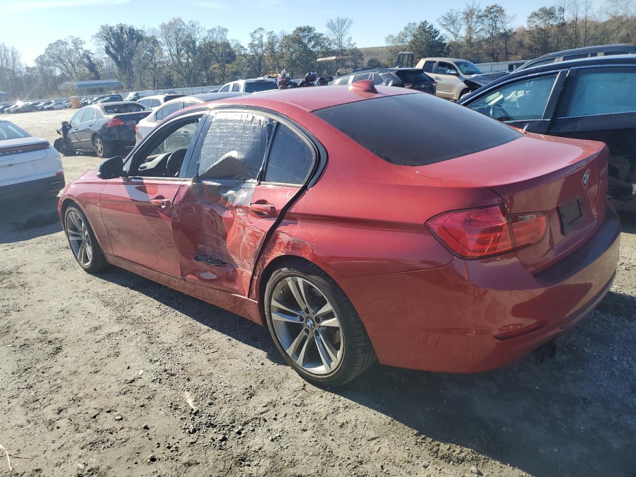 2012 BMW 3er VIN WBA3C1C53CF432520 Copart auction photo, side damage thumbnail 2