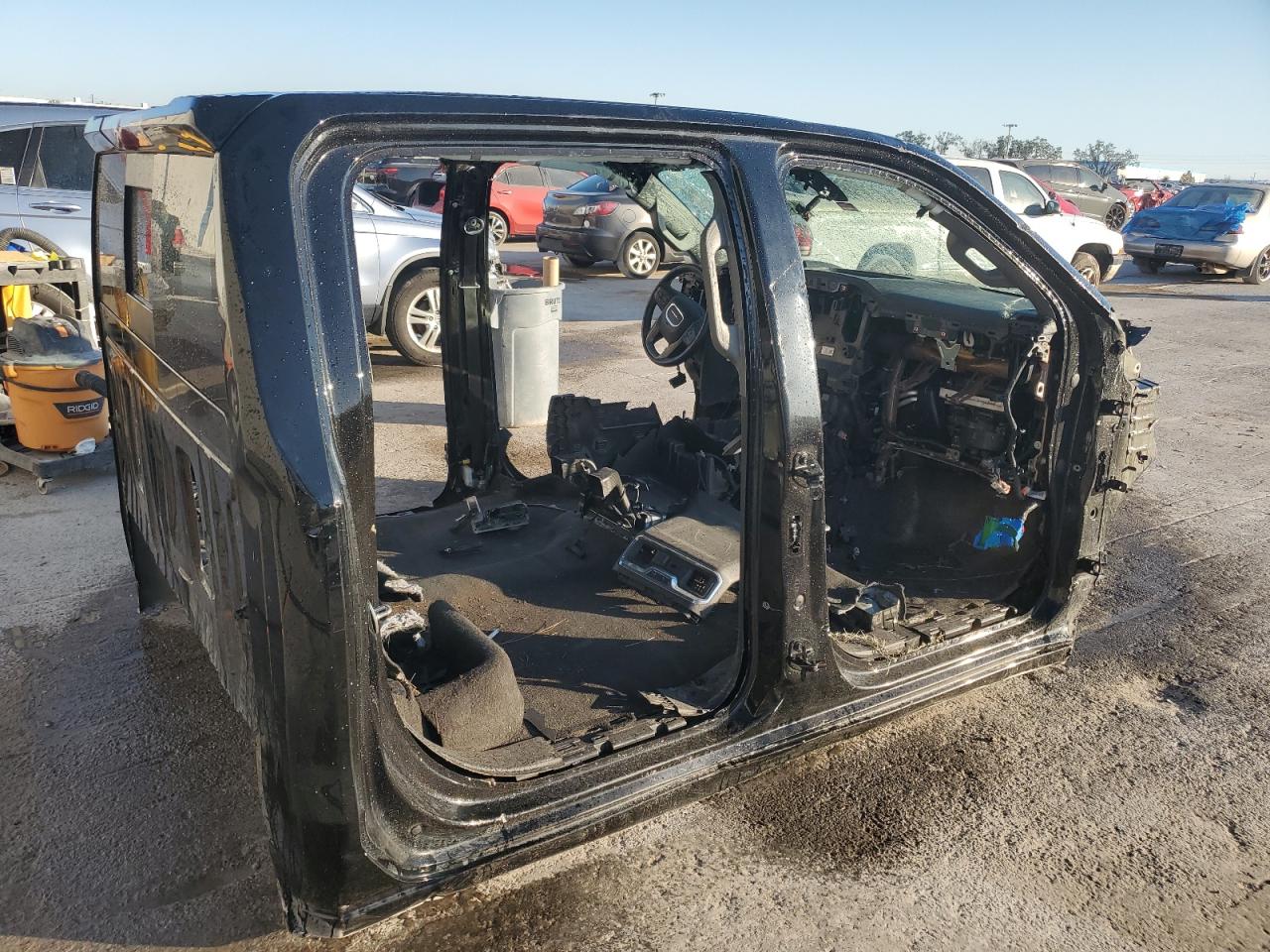2021 GMC Sierra VIN 3GTU9FEL9MG269967 Copart auction photo, vandalism / stripped damage thumbnail 3