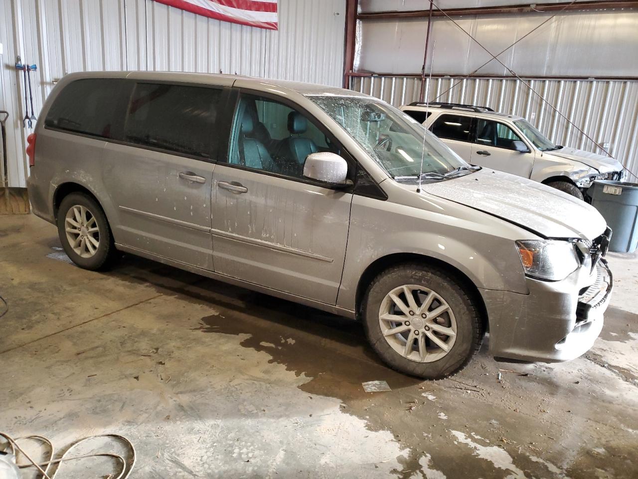 2016 Dodge Caravan VIN 2C4RDGCG7GR360704 Copart auction photo, front end damage thumbnail 4