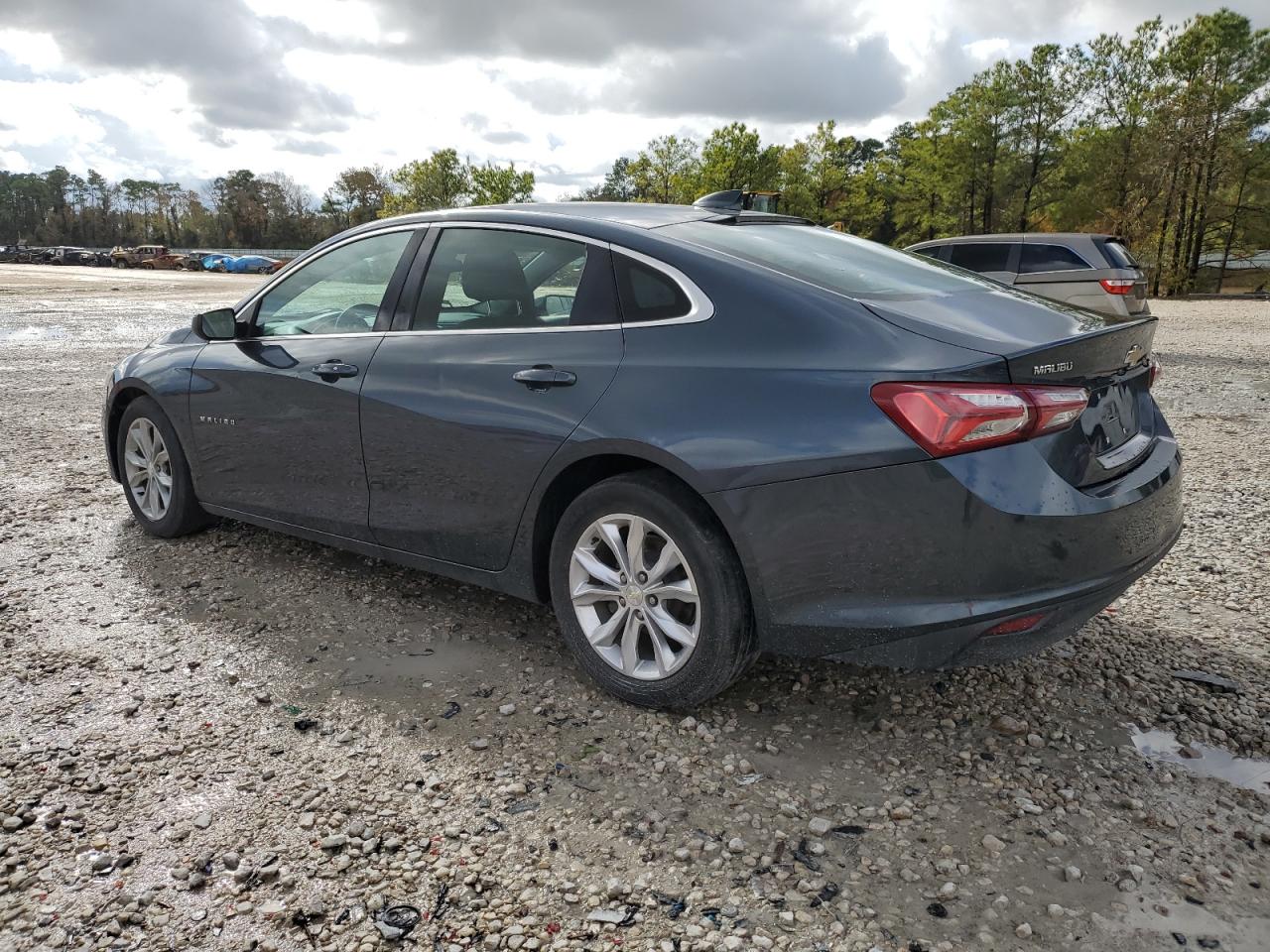 2019 Chevrolet Malibu VIN 1G1ZD5ST0KF170755 Copart auction photo, front end / side damage thumbnail 2