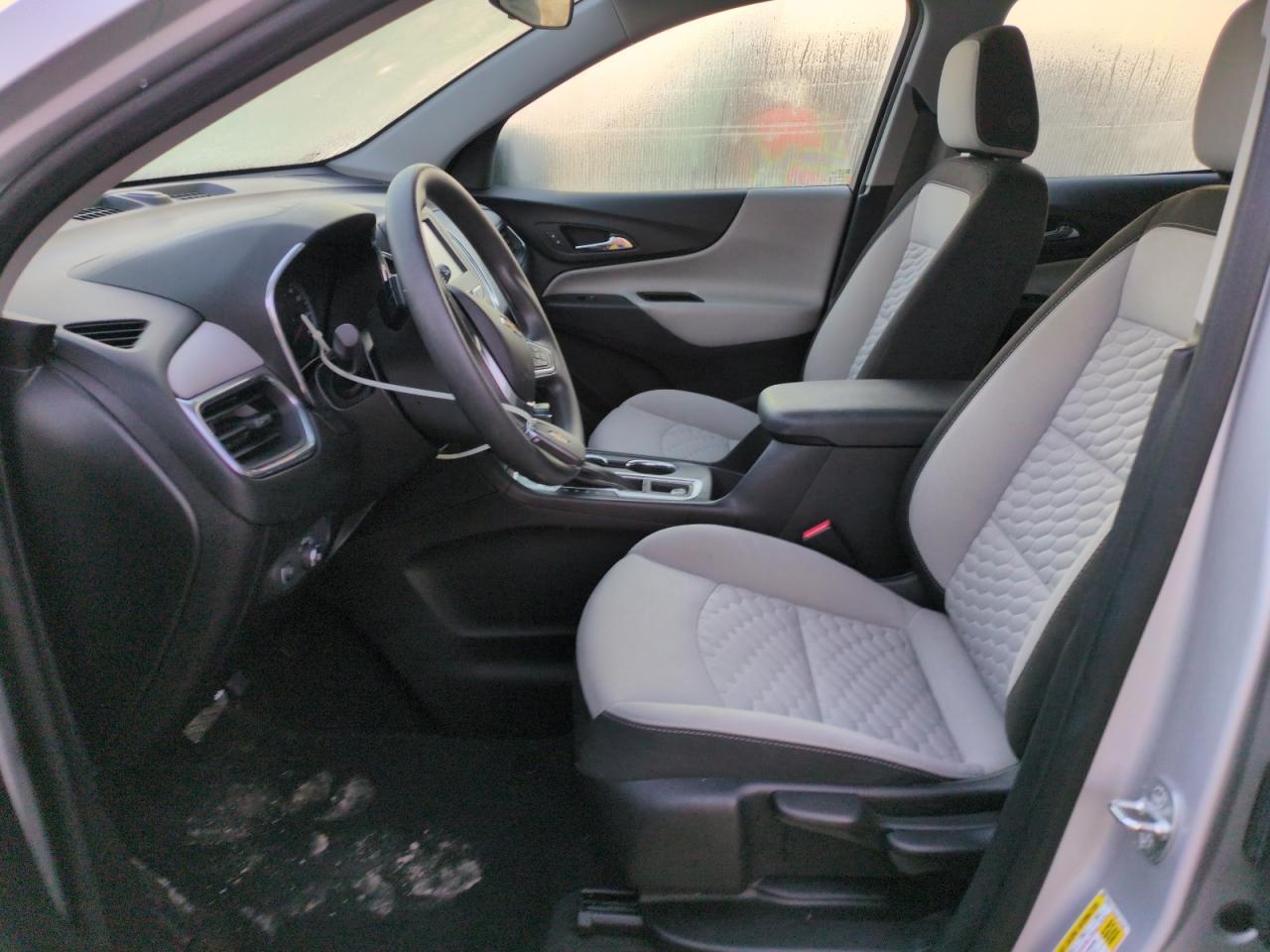 2018 Chevrolet Equinox VIN 2GNAXHEV8J6118798 Copart auction photo, water/flood damage thumbnail 7