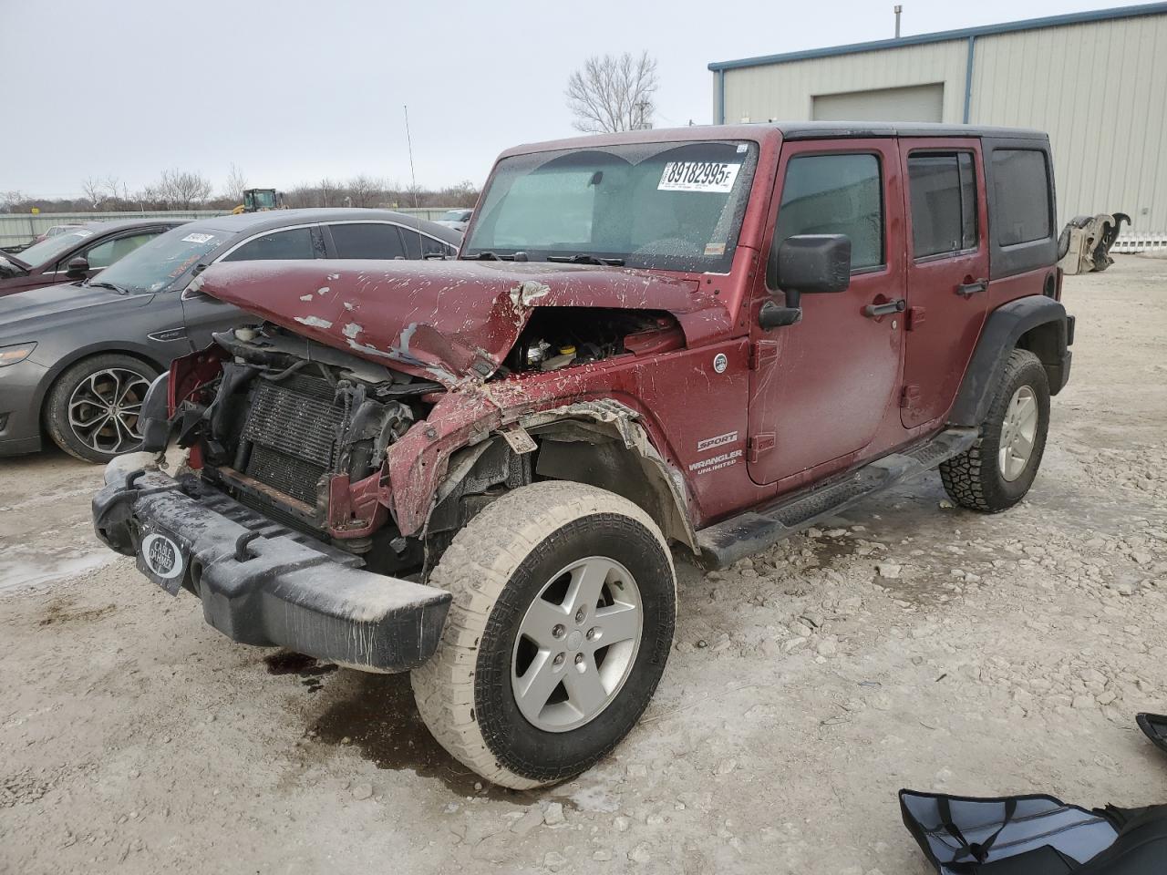 2013 Jeep Wrangler VIN 1C4HJWDG0DL517670 - Copart auction photo