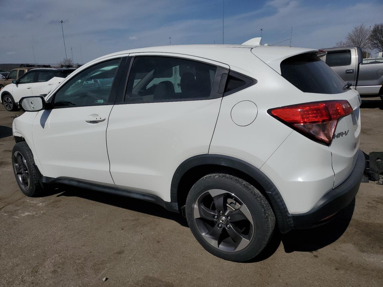 2018 Honda HR-V VIN 3CZRU6H57JM730771 Copart auction photo, front end damage thumbnail 2