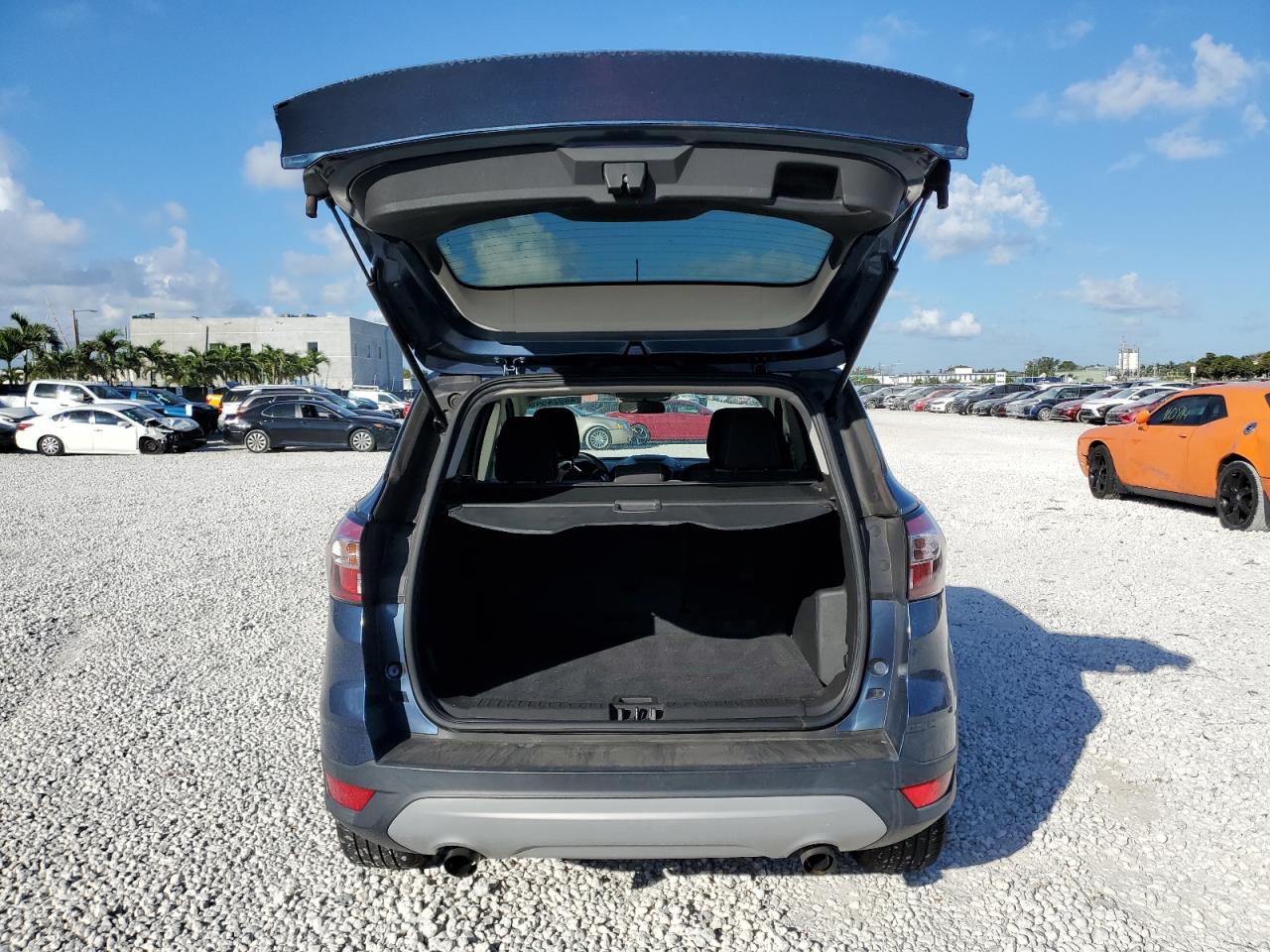 2018 Ford Escape VIN 1FMCU0GD9JUC67265 Copart auction photo, front end / minor dent/scratches damage thumbnail 6