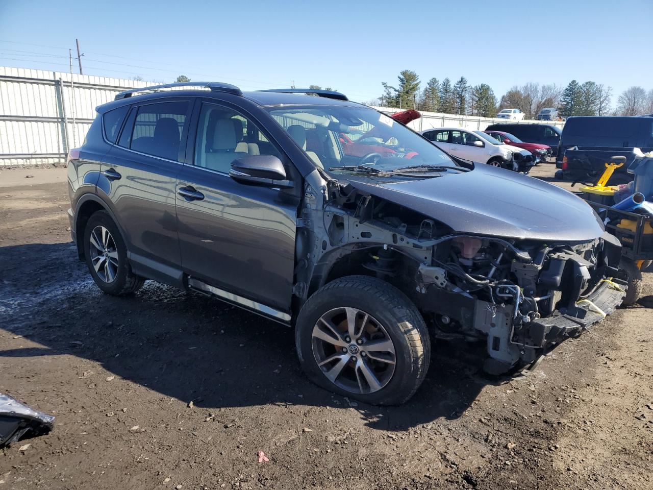 2018 Toyota RAV 4 VIN JTMRFREV5JJ733932 Copart auction photo, front end damage thumbnail 4