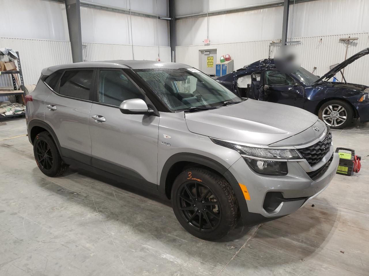 2021 KIA Seltos VIN KNDEPCAA8M7099660 Copart auction photo, front end damage thumbnail 4