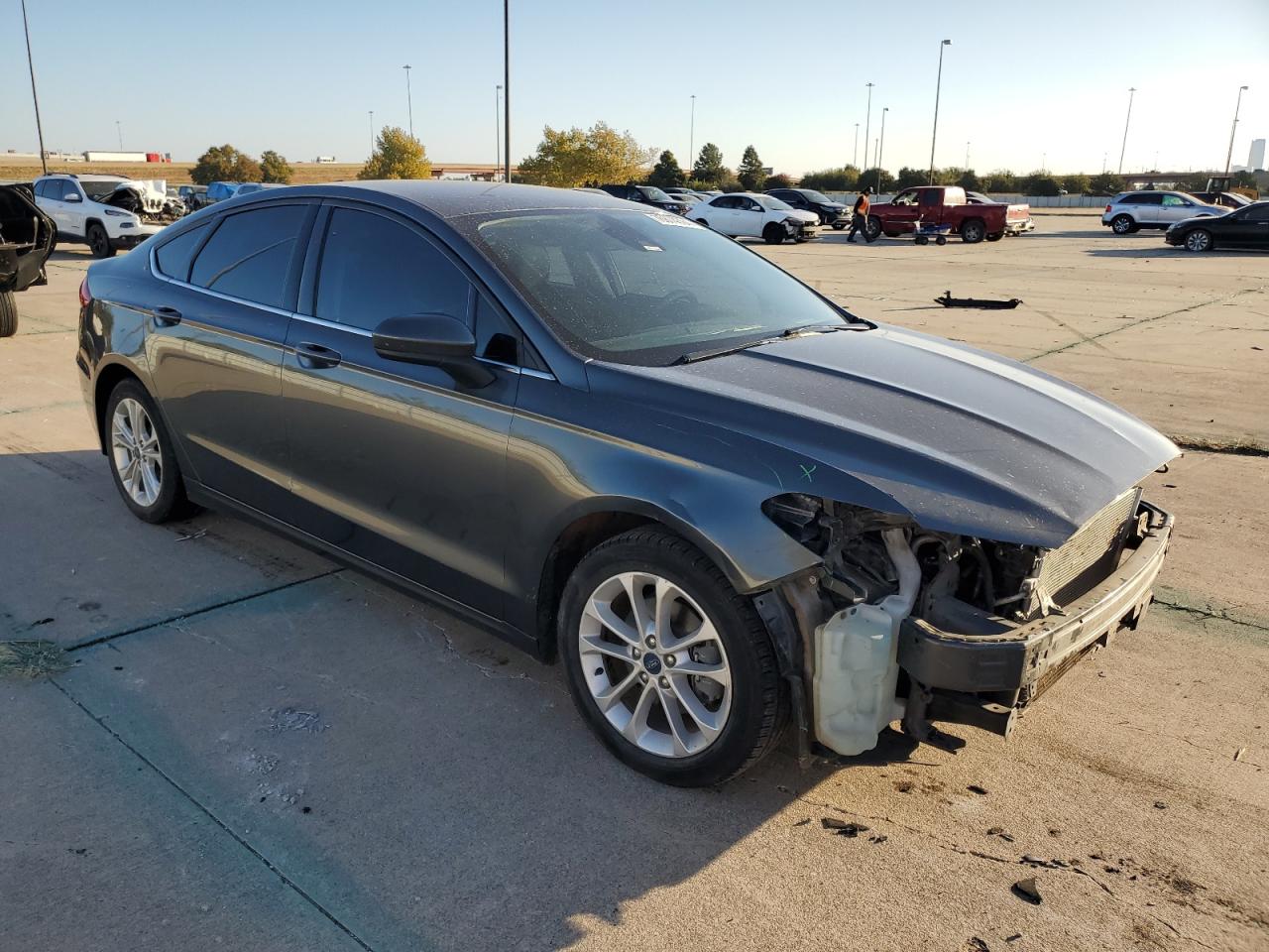 2020 Ford Fusion VIN 3FA6P0LU1LR153937 Copart auction photo, front end / minor dent/scratches damage thumbnail 4