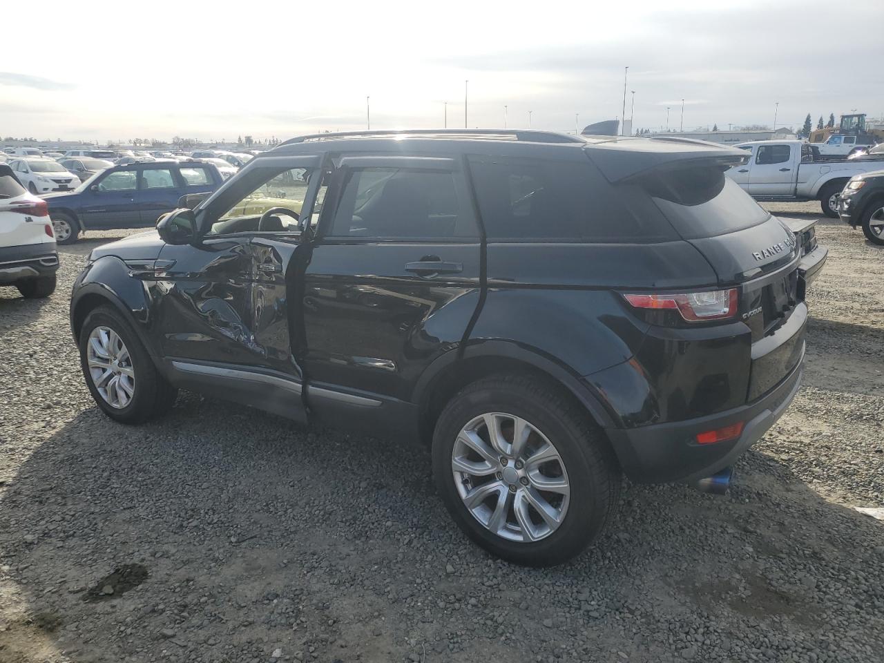 2017 Land Rover Range Rover VIN SALVP2BG0HH220526 Copart auction photo, side damage thumbnail 2