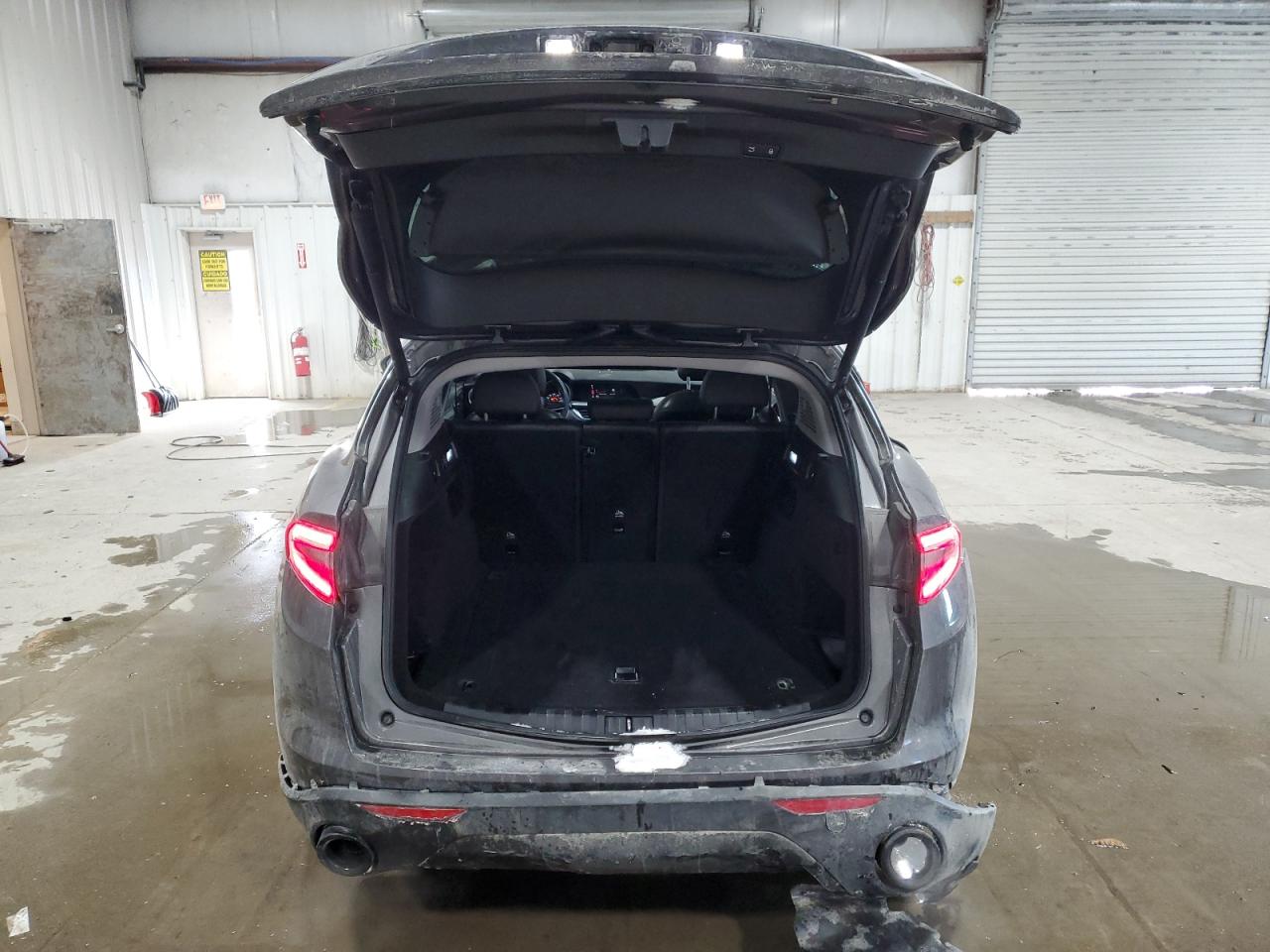 2019 Alfa Romeo Stelvio VIN ZASPAKAN2K7C32117 Copart auction photo, side / front end damage thumbnail 6