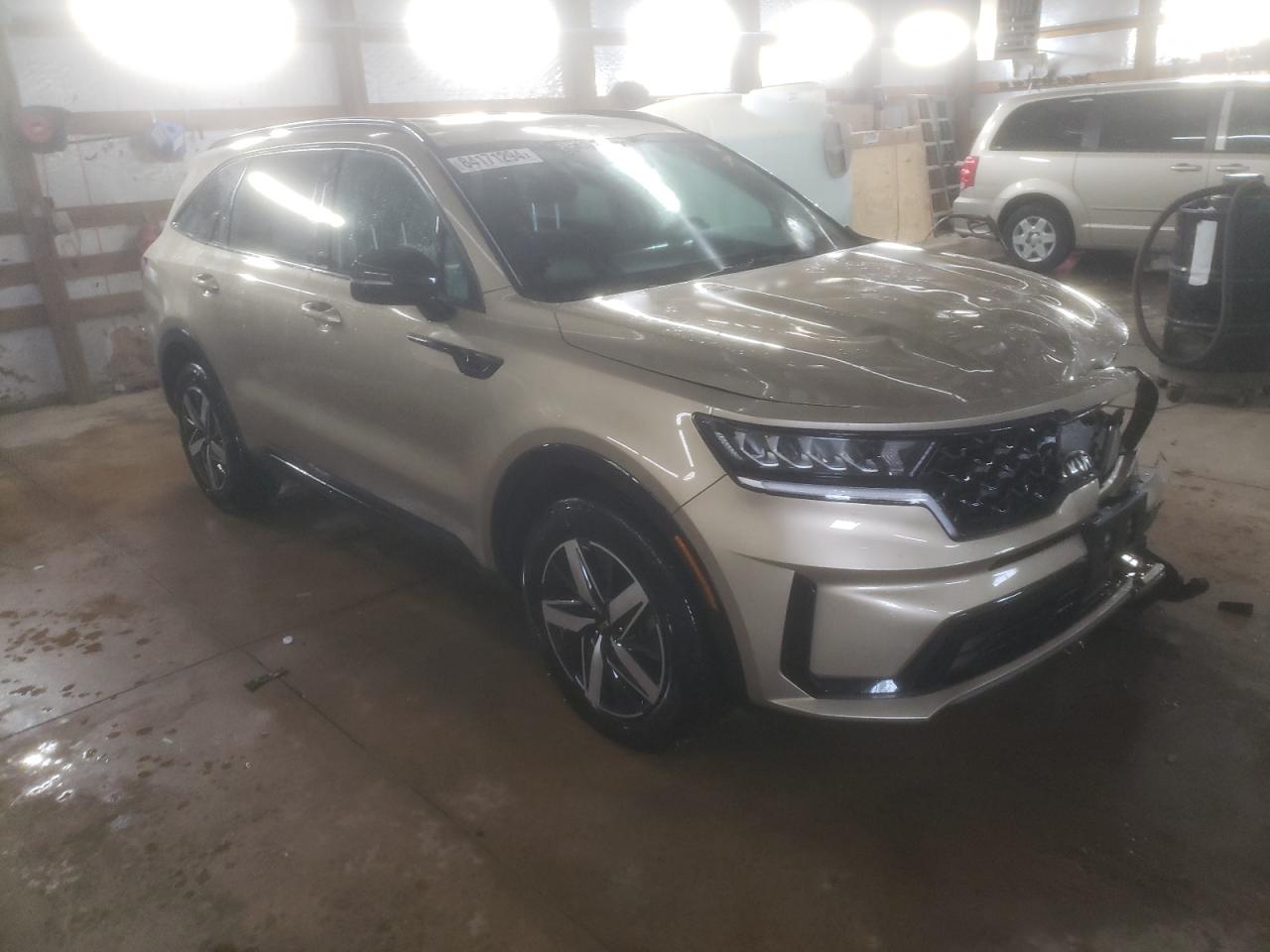 2021 KIA Sorento VIN 5XYRH4LF1MG013055 Copart auction photo, front end damage thumbnail 4