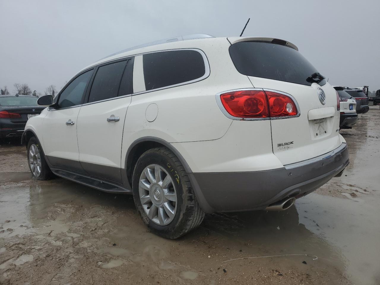 2012 Buick Enclave VIN 5GAKRCED7CJ326244 Copart auction photo, frame damage / front end damage thumbnail 2