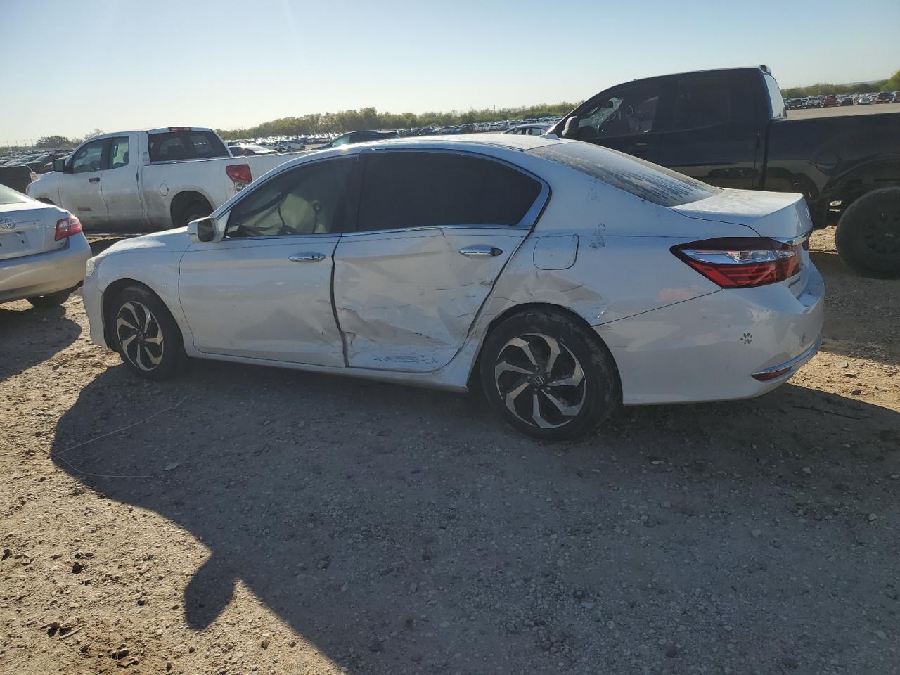 2016 Honda Accord VIN 1HGCR2F82GA140455 Copart auction photo, side damage thumbnail 2