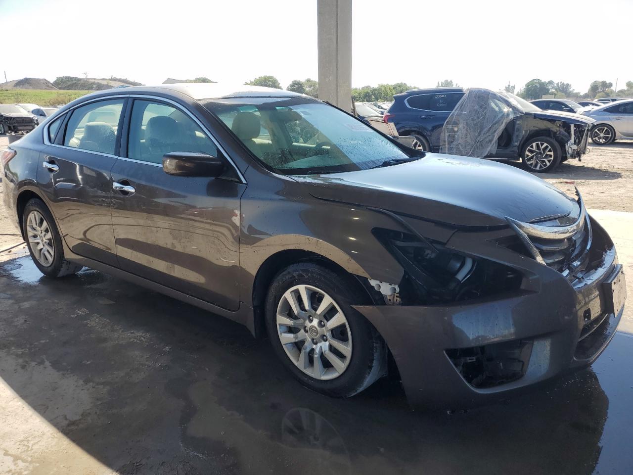 2015 Nissan Altima VIN 1N4AL3AP8FC286976 Copart auction photo, front end damage thumbnail 4