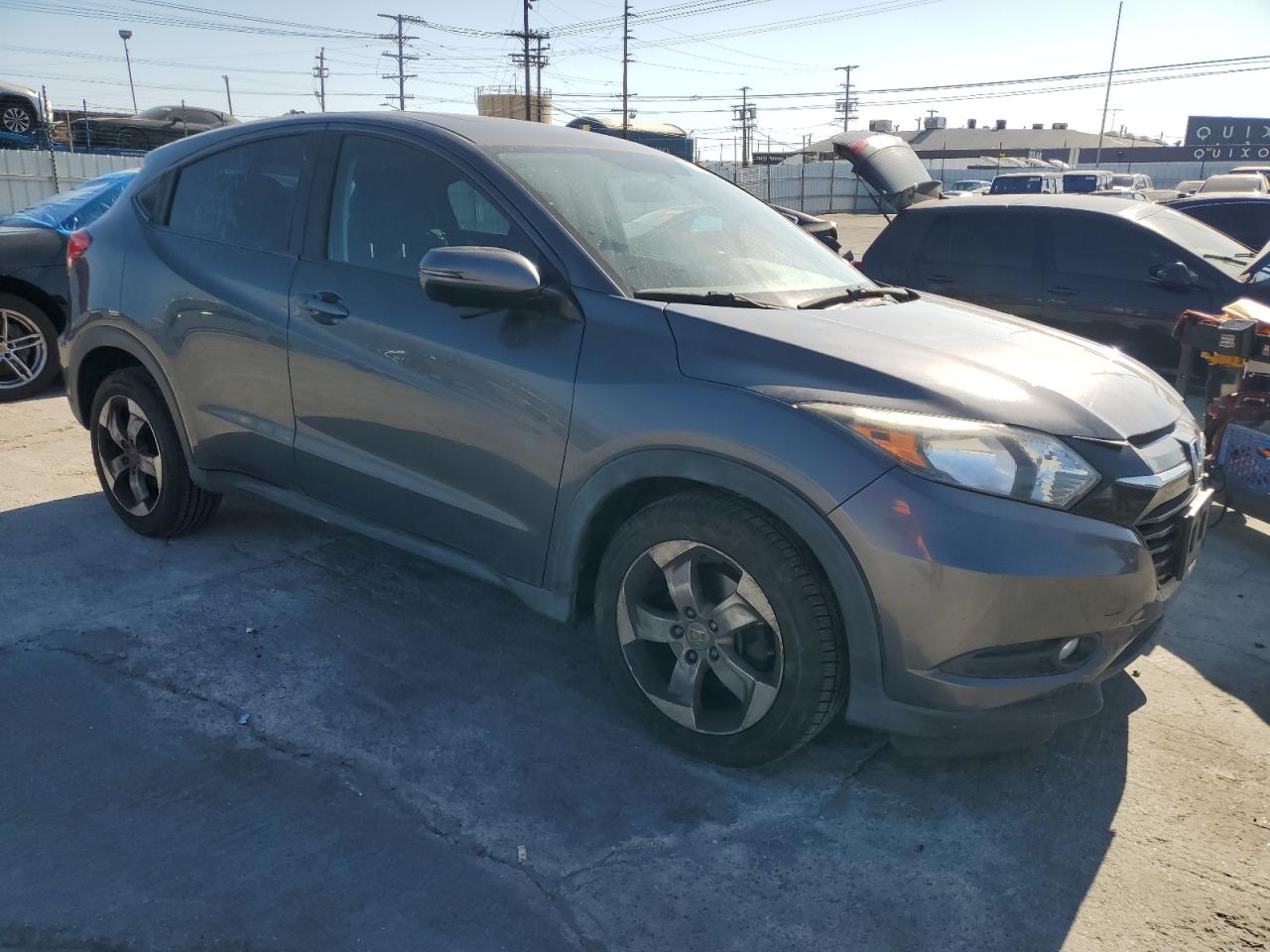 2017 Honda HR-V VIN 3CZRU5H52HG709328 Copart auction photo, front end / side damage thumbnail 4