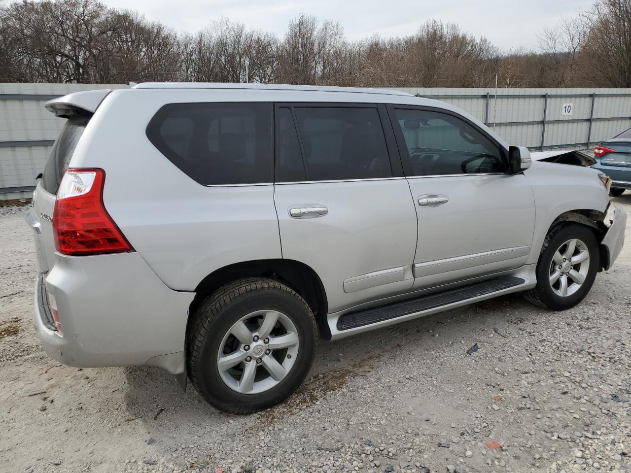 2012 Lexus GX VIN JTJBM7FX6C5048391 Copart auction photo, front end damage thumbnail 3