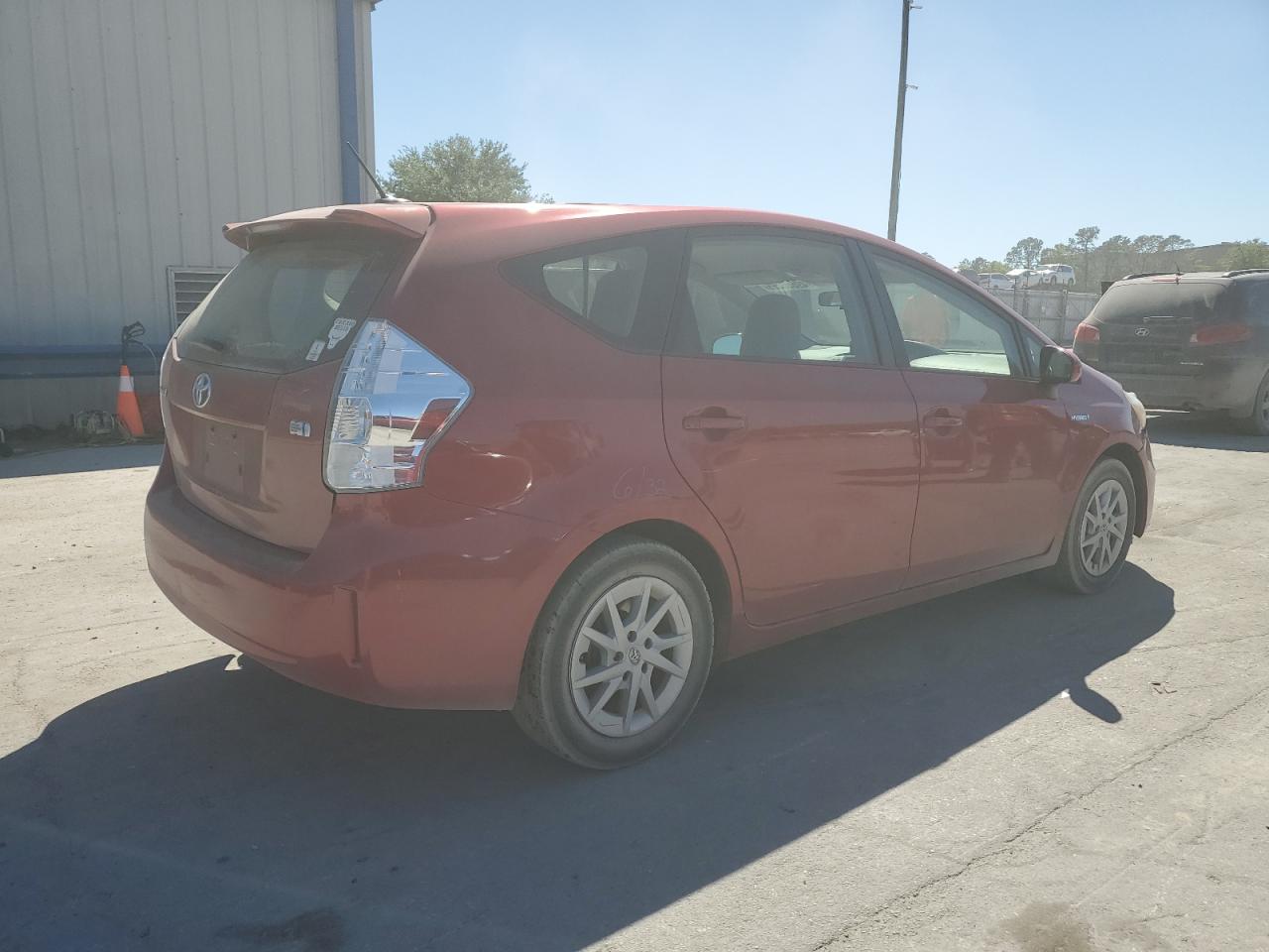 2013 Toyota Prius VIN JTDZN3EU1D3271210 Copart auction photo, front end damage thumbnail 3