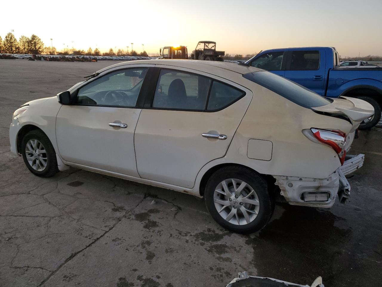 2017 Nissan Versa VIN 3N1CN7AP3HL907698 Copart auction photo, rear end / front end damage thumbnail 2