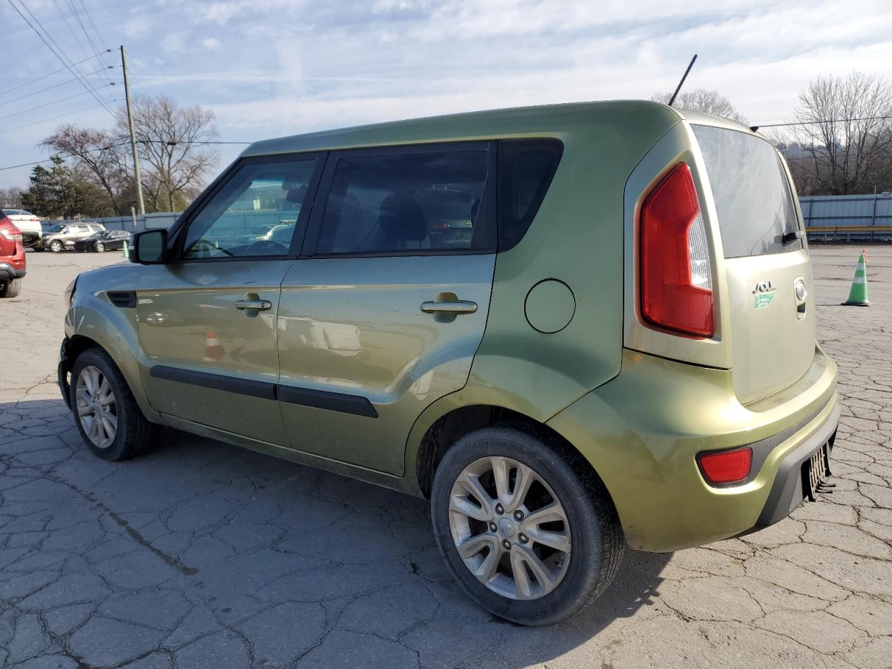 2012 KIA Soul VIN KNDJT2A67C7358122 Copart auction photo, front end damage thumbnail 2