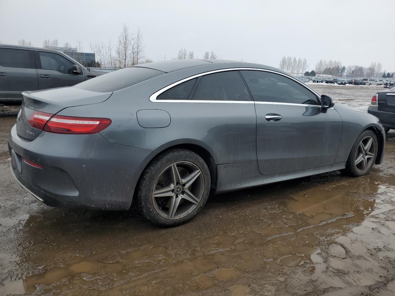 2018 Mercedes-Benz E-klasse VIN WDD1J6GB2JF031847 Copart auction photo, front end / side damage thumbnail 3