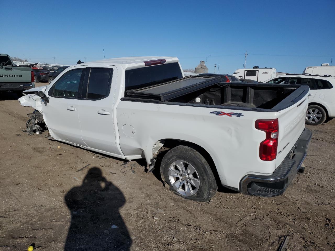 2020 Chevrolet Silverado VIN 1GCRYDED4LZ251591 Copart auction photo, all over damage thumbnail 2