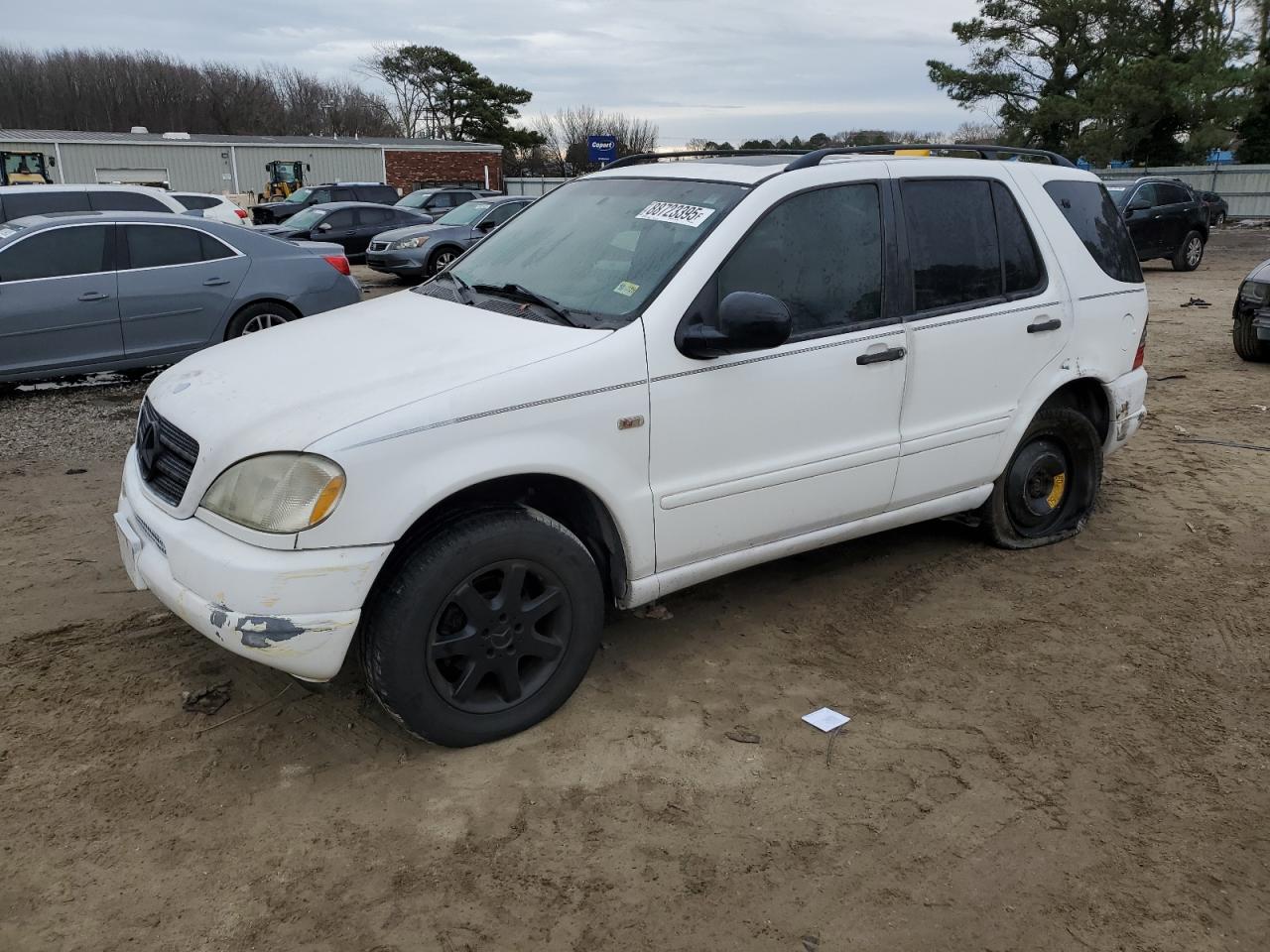 1999 Mercedes-Benz M-klasse VIN 4JGAB72EXXA057564