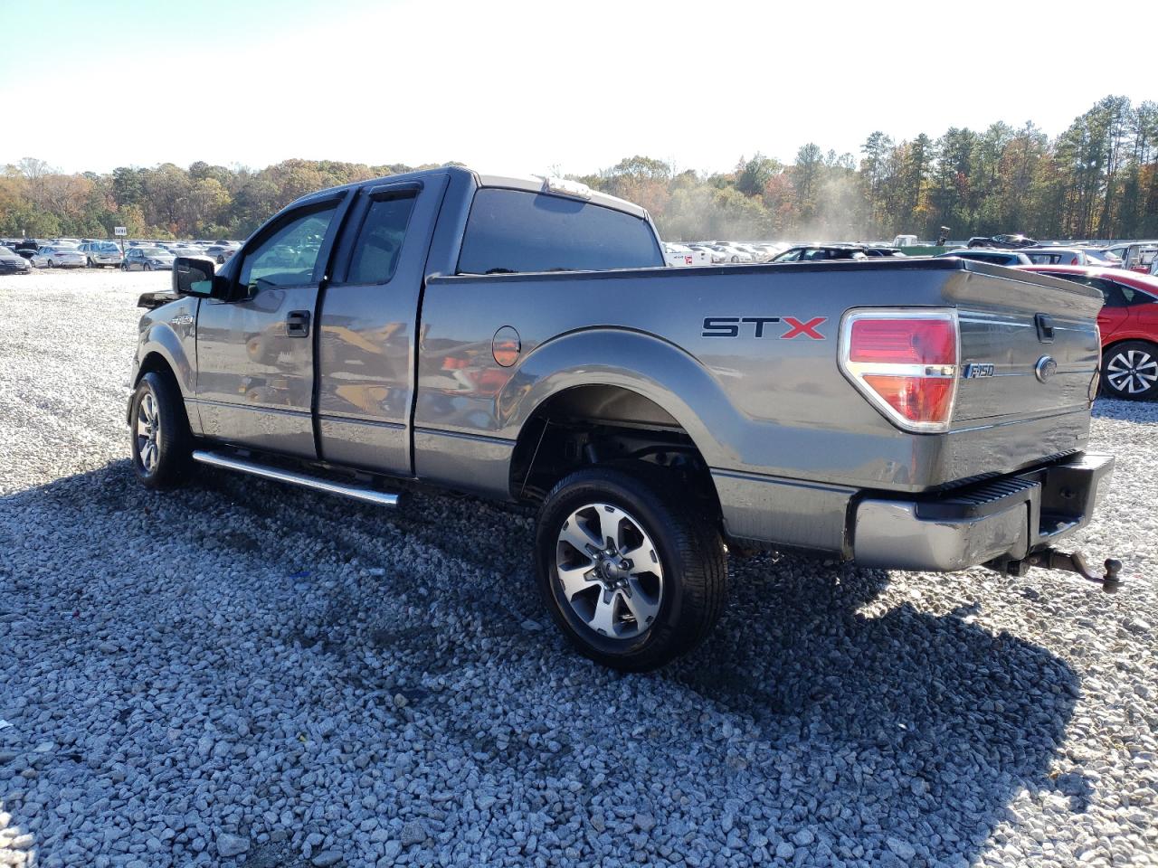 2013 Ford F-150 VIN 1FTFX1CFXDFB48915 Copart auction photo, front end / undercarriage damage thumbnail 2