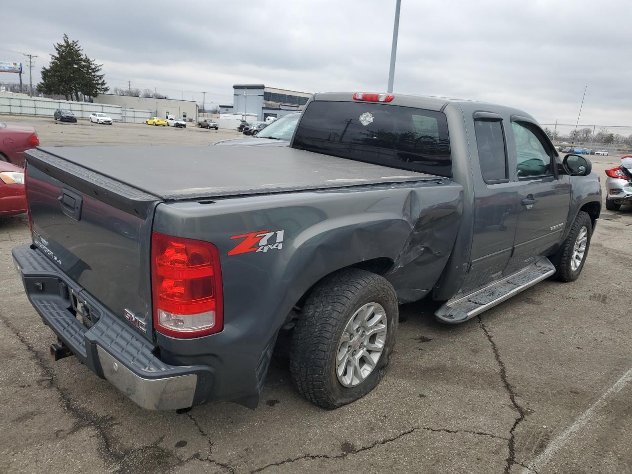 2011 GMC Sierra VIN 1GTR2VE38BZ228005 Copart auction photo, rear end damage thumbnail 3