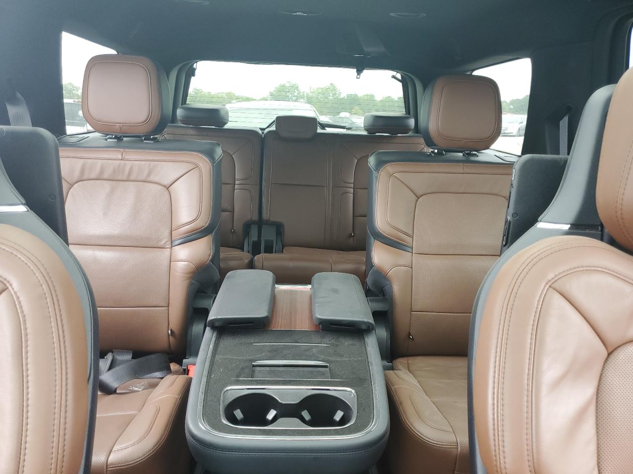 2023 Lincoln Navigator VIN 5LMJJ2LG6PEL04624 Copart auction photo, front end damage thumbnail 10