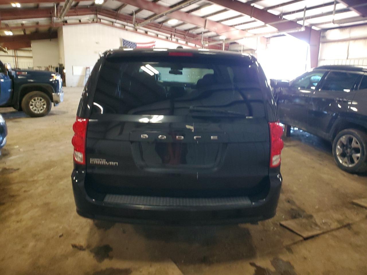 2017 Dodge Caravan VIN 2C4RDGBG7HR849218 Copart auction photo, front end damage thumbnail 6