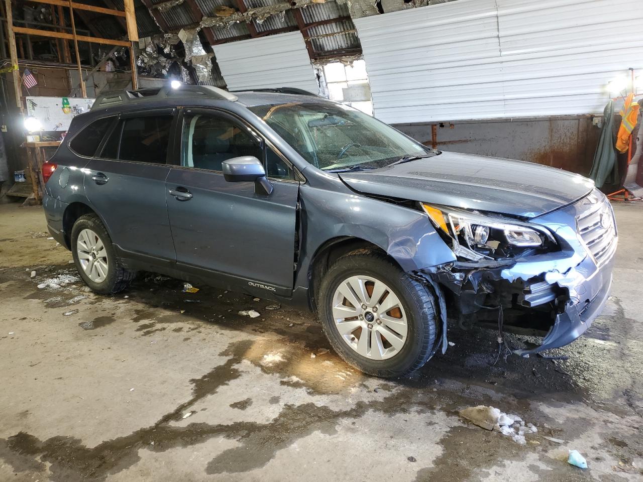 2017 Subaru Outback VIN 4S4BSACC3H3323561 Copart auction photo, front end damage thumbnail 4