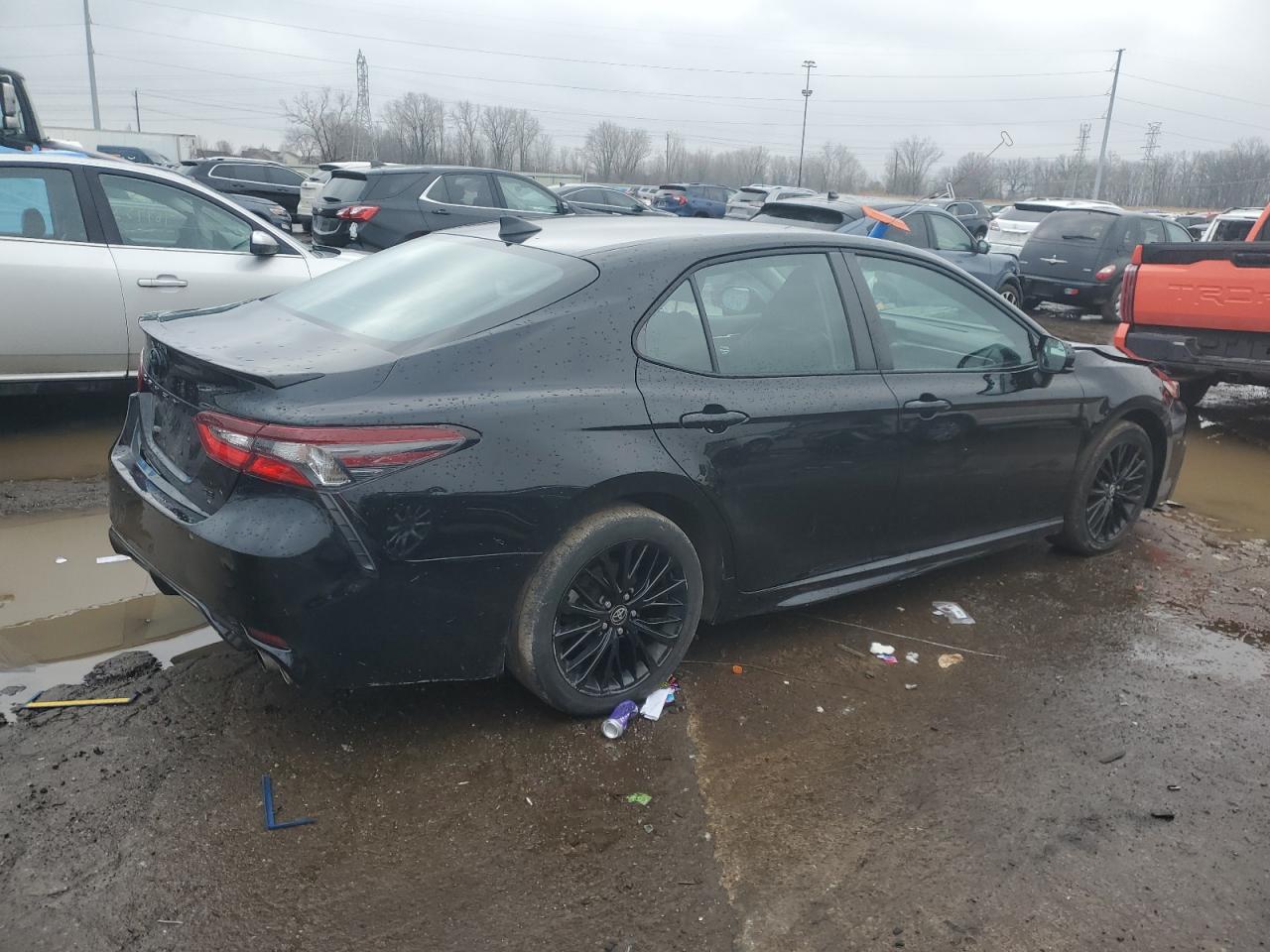 2021 Toyota Camry VIN 4T1G11AK1MU493411 Copart auction photo, front end / rear end damage thumbnail 3