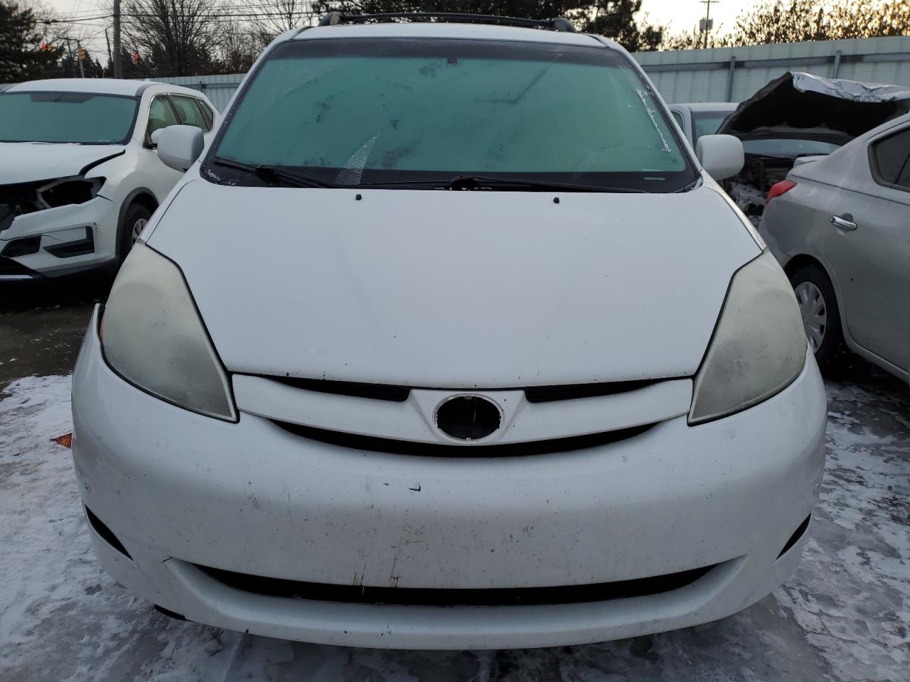 2009 Toyota Sienna VIN 5TDBK22C89S024465 Copart auction photo, undercarriage damage thumbnail 5
